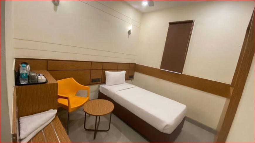 Max Hotels Prayagraj Exterior photo